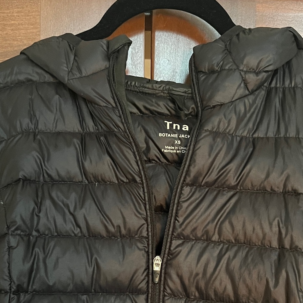 TNA Black Botanie Puffer Jacket - Picture 4 of 6